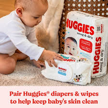 Huggies Size 1 Diapers, Snug & Dry Newborn Diapers, Size 1 (8-14 lbs), 38 Count, Packaging May Vary